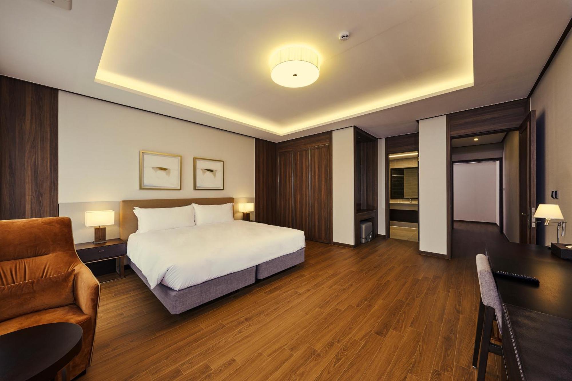 Camphortree Hotel And Resort Чечжу Екстер'єр фото