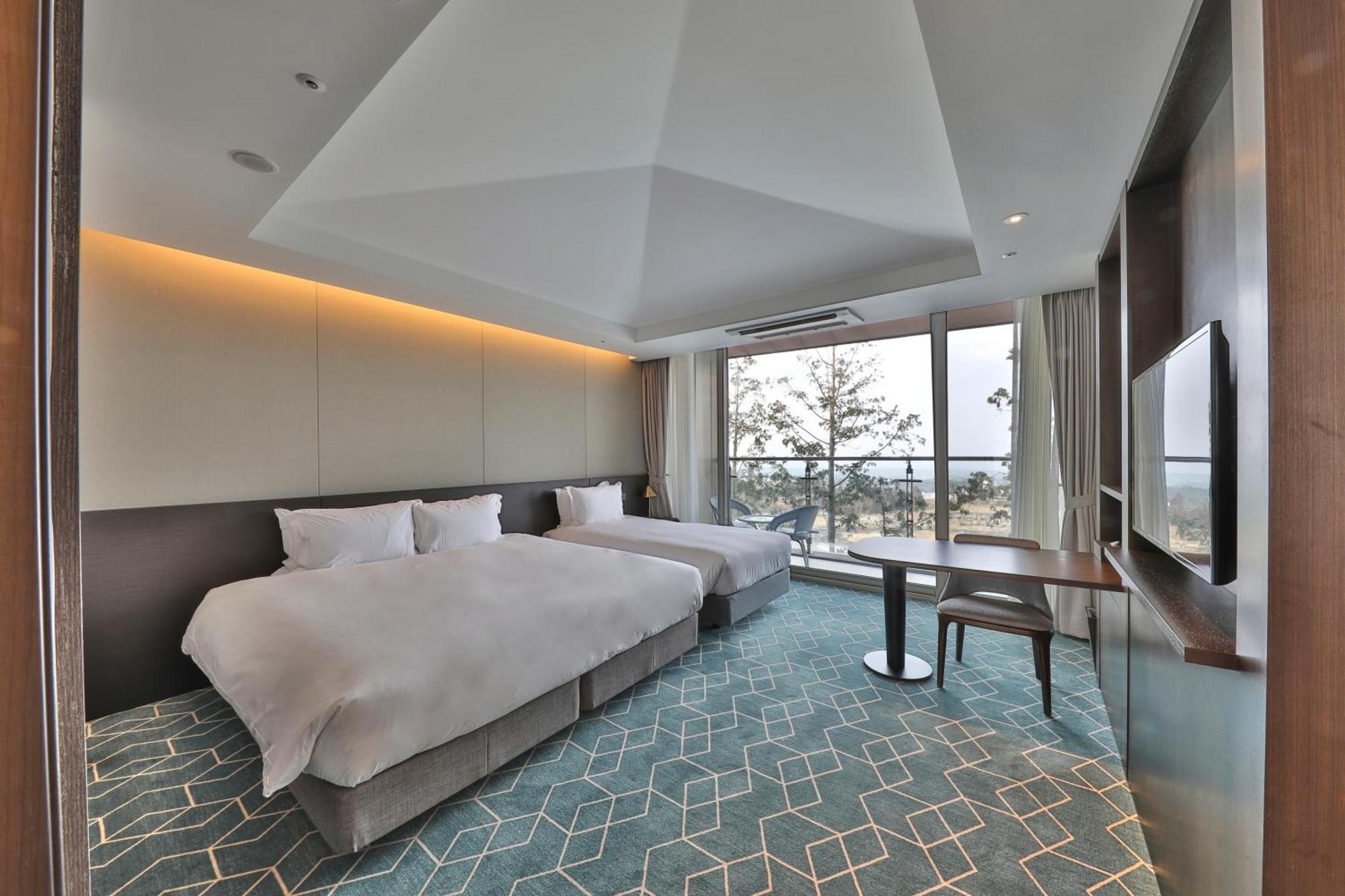 Camphortree Hotel And Resort Чечжу Екстер'єр фото