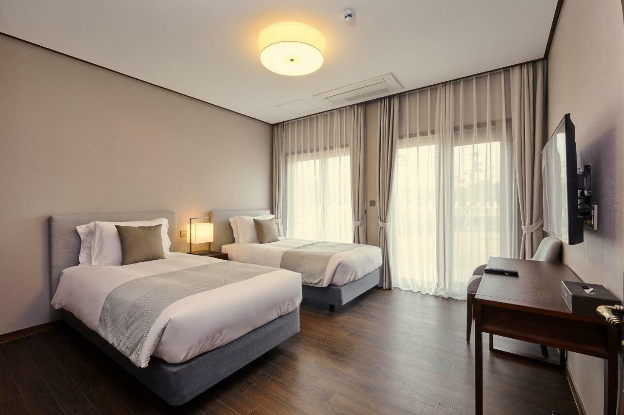 Camphortree Hotel And Resort Чечжу Екстер'єр фото